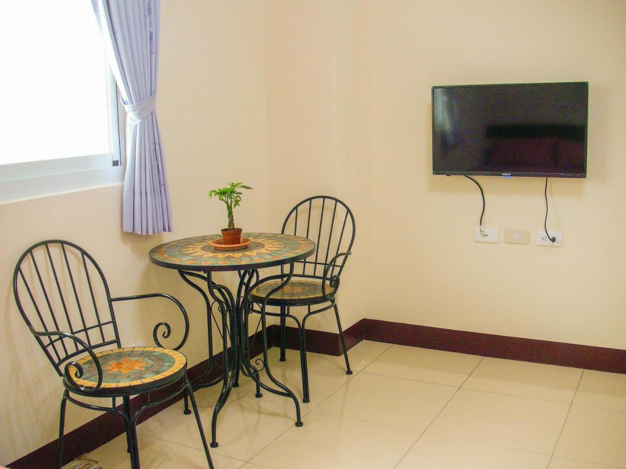 Jun Le Bed And Breakfast Magong Exterior photo